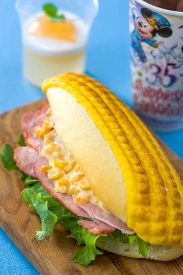 「スウィートハート・カフェ」スペシャルセット　1,050円（ｃ）Disney