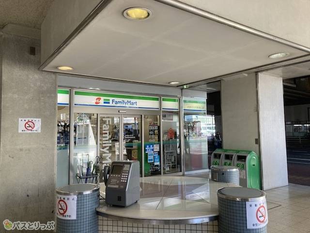 四日市駅南ファミマ.jpeg