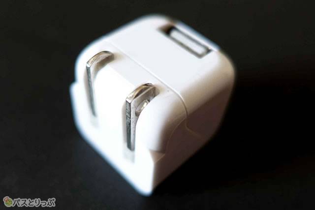 夜行バスで充電は当たり前 車内のコンセント 電源事情と便利グッズ快適活用術 高速バス 夜行バス バスツアーの旅行 観光メディア バスとりっぷ